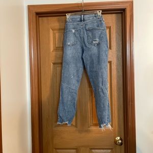 Rewash brand, size 3/26.  No excessive wear or stains.   Smoke free home